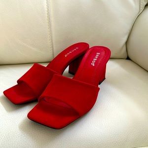 BAMBOO | Red Heel Size 6